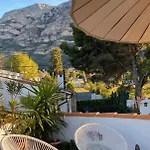 펜션 Casa El Montcel, A Unique With Roofterrace And Shared Pool 데니아
