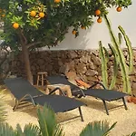 Casa El Montcel, A Unique With Roofterrace And Shared Pool Ferienhaus *