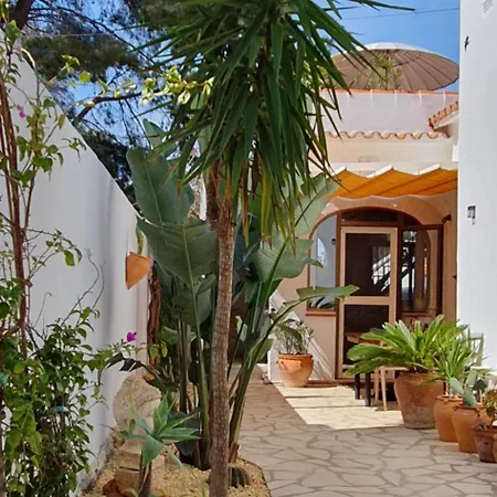 Casa El Montcel, A Unique With Roofterrace And Shared Pool Dénia
