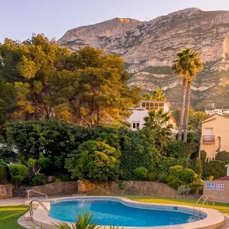 Casa El Montcel, A Unique With Roofterrace And Shared Pool Dénia